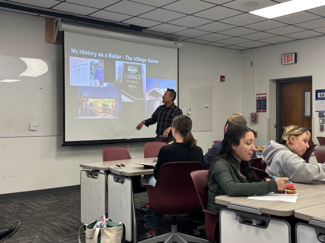 UARussian's tweet photo. Huge thanks to Don Guerra of Barrio Bread for visiting RSSS 305- Russian and American Foodways! We learned so much from your lecture and enjoyed the delicious bread you baked! Thanks for sharing your knowledge and expertise with us! @barriobreadco https://t.co/nYysKJIuUk
