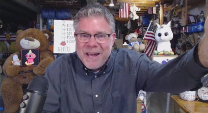 imperooterxbt's tweet image. Me after I click the local singles looking for a good time link and get my crypto wallets compromised