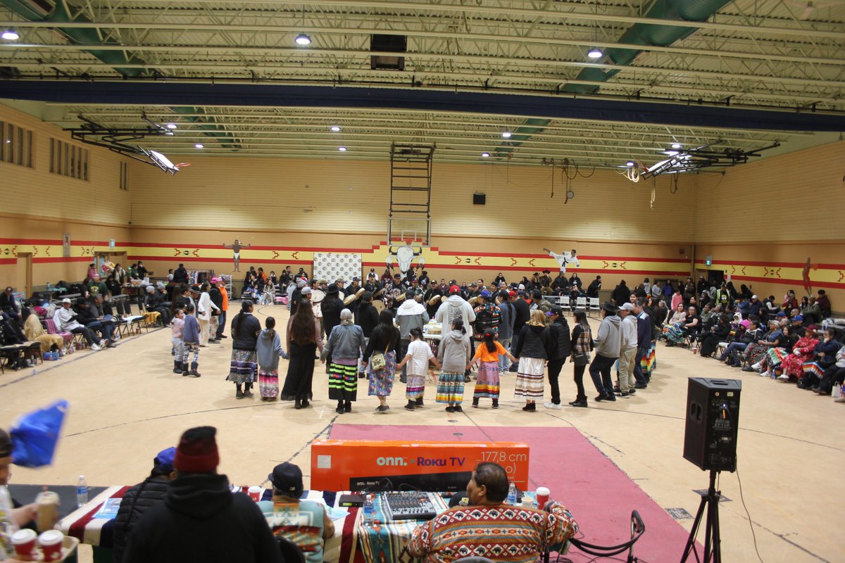 SamsonCree's tweet photo. SCN's SREP/IODI Depart,emt hosted a Round Dance on January 24, 2025. Thanks to the Staff, Singers, and Everyone that came out to join us!
#samsoncreenation #maskwacis https://t.co/leOcZ3P5KW