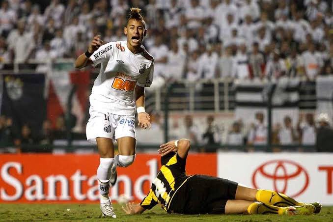 ahenrique77's tweet photo. O bom filho a casa torna. https://t.co/7YIfmlVQC9