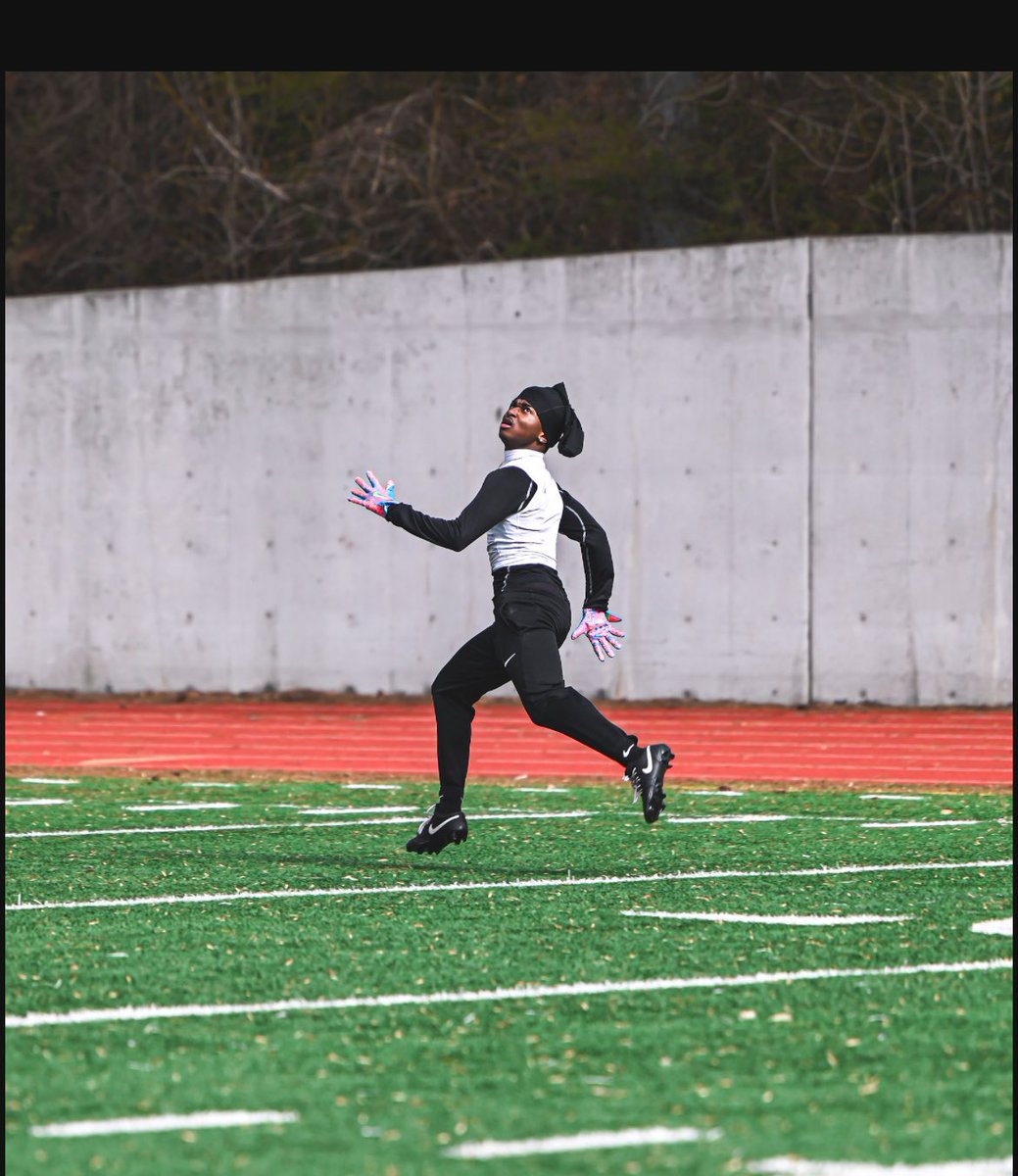 Ej sutton tweet media