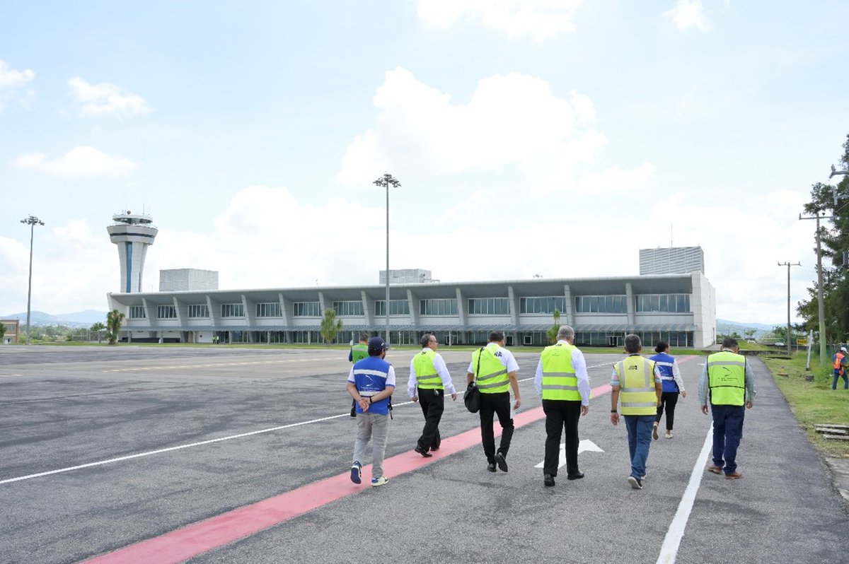 GACM_mx's tweet photo. A 500 días de que arranque la Copa Mundial de la FIFA 2026, #GACM avanza con su compromiso por modernizar los aeropuertos de la #CDMX, #Toluca y #Cuernavaca, para ofrecer al Mundo unas instalaciones a la altura del magno evento deportivo. @AICM_mx @AIT_MX #SEMAR #Mundial2026 https://t.co/2EWJoL5K5W