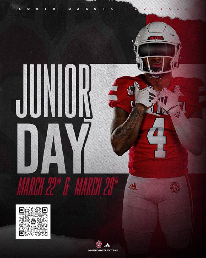 jamal2shiftyy's tweet photo. Thank you @CoachVitzthum for stopping by to watch me lift aswell as an inviting me to a junior day invite! Cant wait to attend see you soon!
@SDCoyotesFB @SLPPantherFB https://t.co/QV2iYjkost
