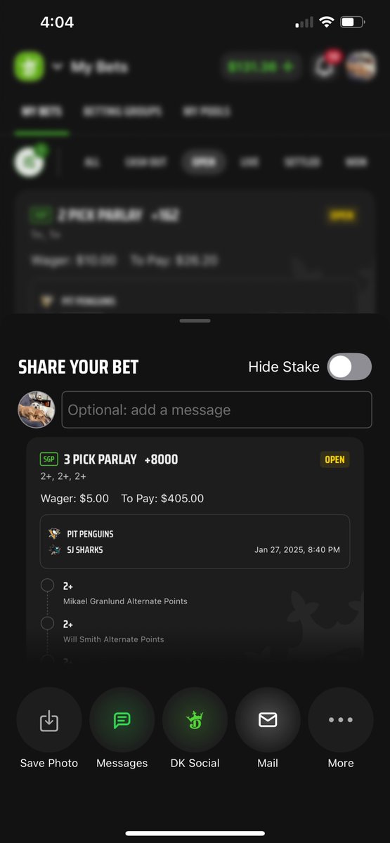 superflyamy1's tweet photo. @chrismeaney It was 800/1 at DK. Um yea. I’m in for $5 https://t.co/sYlUhCjma2