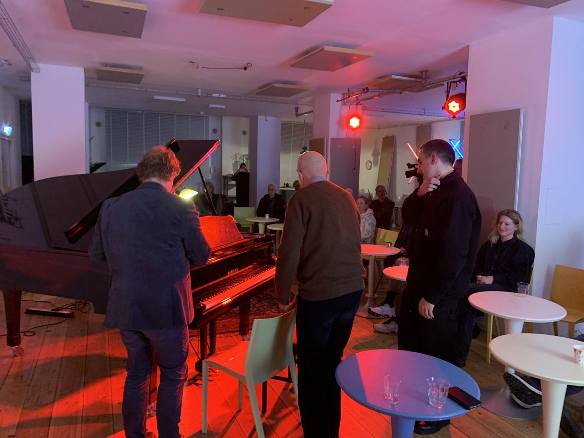 willem minderhout tweet media