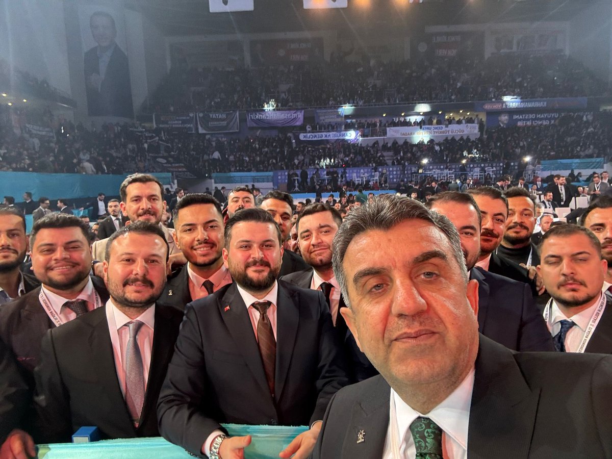 ahmet_bayuk's tweet photo. Bugün Gerçekleşen 7.Olağan Gençlik Kolları Kongremizde Genel Bşknmz Olan Gençliğin agabeyi Bşknmz @avyusufibis’i Tebrik ederim

MKYK üyeliğine seçilen kıymetli Başkanlarım, @ikbalgulcin , @YunusEmreMks , @coskunkeklik1 , @pirilozcelik1 ,@recep_altnts1 @FIRATKORAN @h_ibrahimakgun https://t.co/m3A3pK7tsb