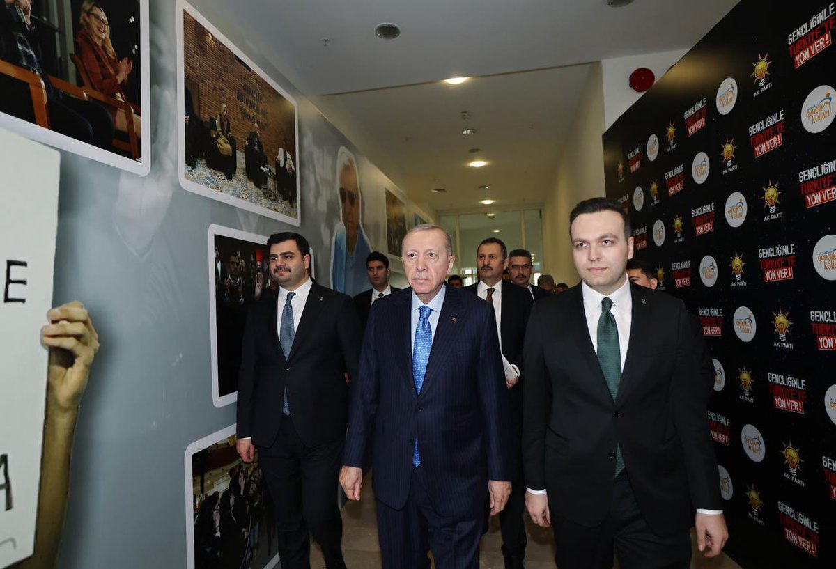 ahmet_bayuk's tweet photo. Bugün Gerçekleşen 7.Olağan Gençlik Kolları Kongremizde Genel Bşknmz Olan Gençliğin agabeyi Bşknmz @avyusufibis’i Tebrik ederim

MKYK üyeliğine seçilen kıymetli Başkanlarım, @ikbalgulcin , @YunusEmreMks , @coskunkeklik1 , @pirilozcelik1 ,@recep_altnts1 @FIRATKORAN @h_ibrahimakgun https://t.co/m3A3pK7tsb