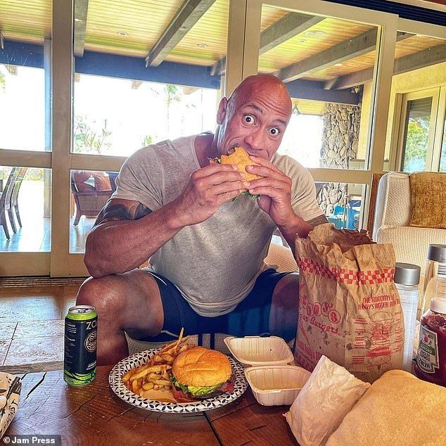 guiltlesswind's tweet image. When I'm on my 4th piece of toast and see thinspo on the tl...