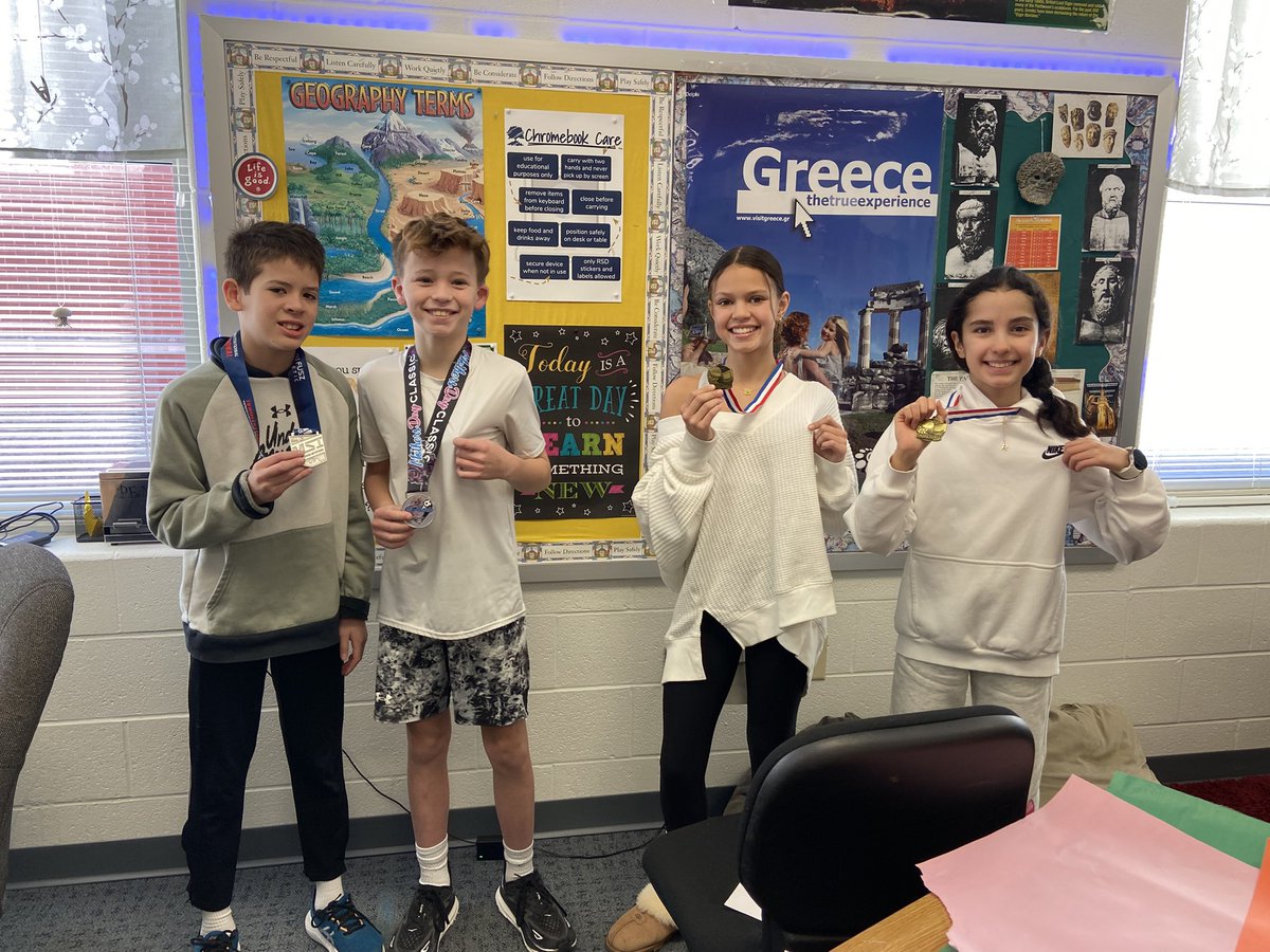 Amy Robinson tweet media