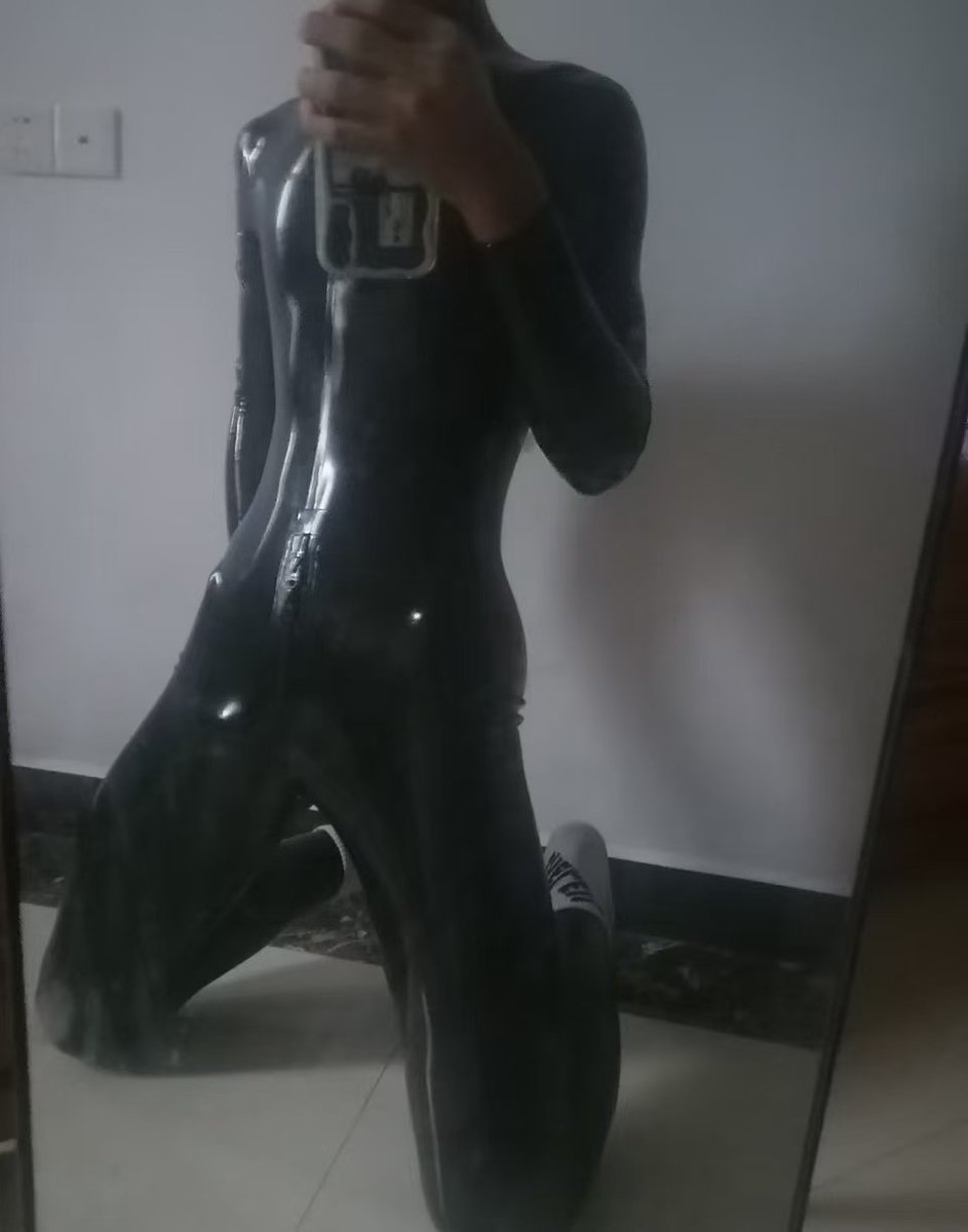 泡泡 (@mrlatexchina) on Twitter photo 