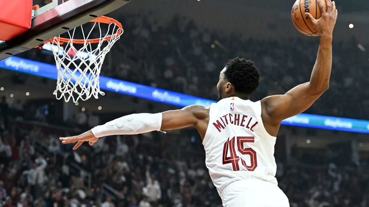FirstBucketBets's tweet photo. 1/27/25 First Basket picks: 

-Donovan Mitchell
-Jamal Murray 
-Giannis Antetokounmpo

Let’s ride together!🏀📷#NBABets #NBA #FirstBasket #Bets #SportsBets #Gambling #FirstScorer #Money https://t.co/gS3yfgV6jz