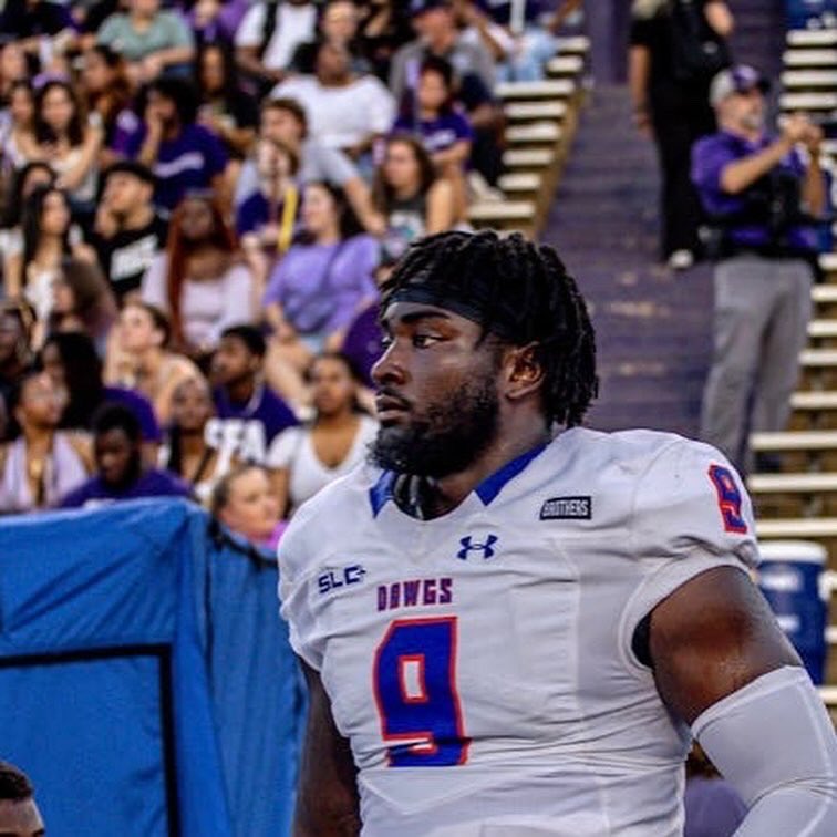 Deuce Deuce 🎂🩶