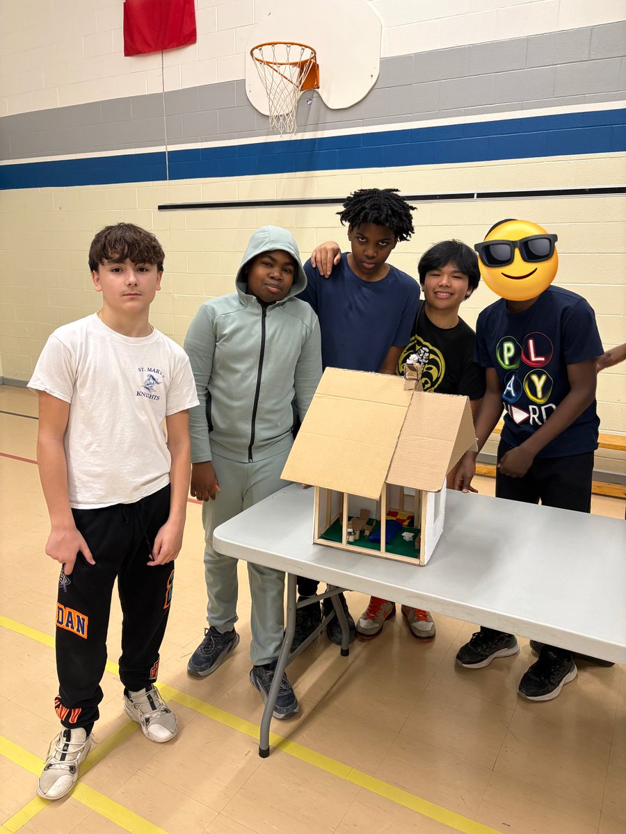 Miss. Mori tweet media