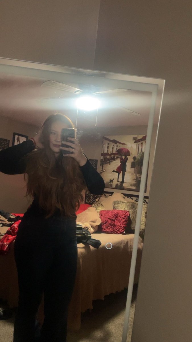 lys ❤️‍🔥 tweet media