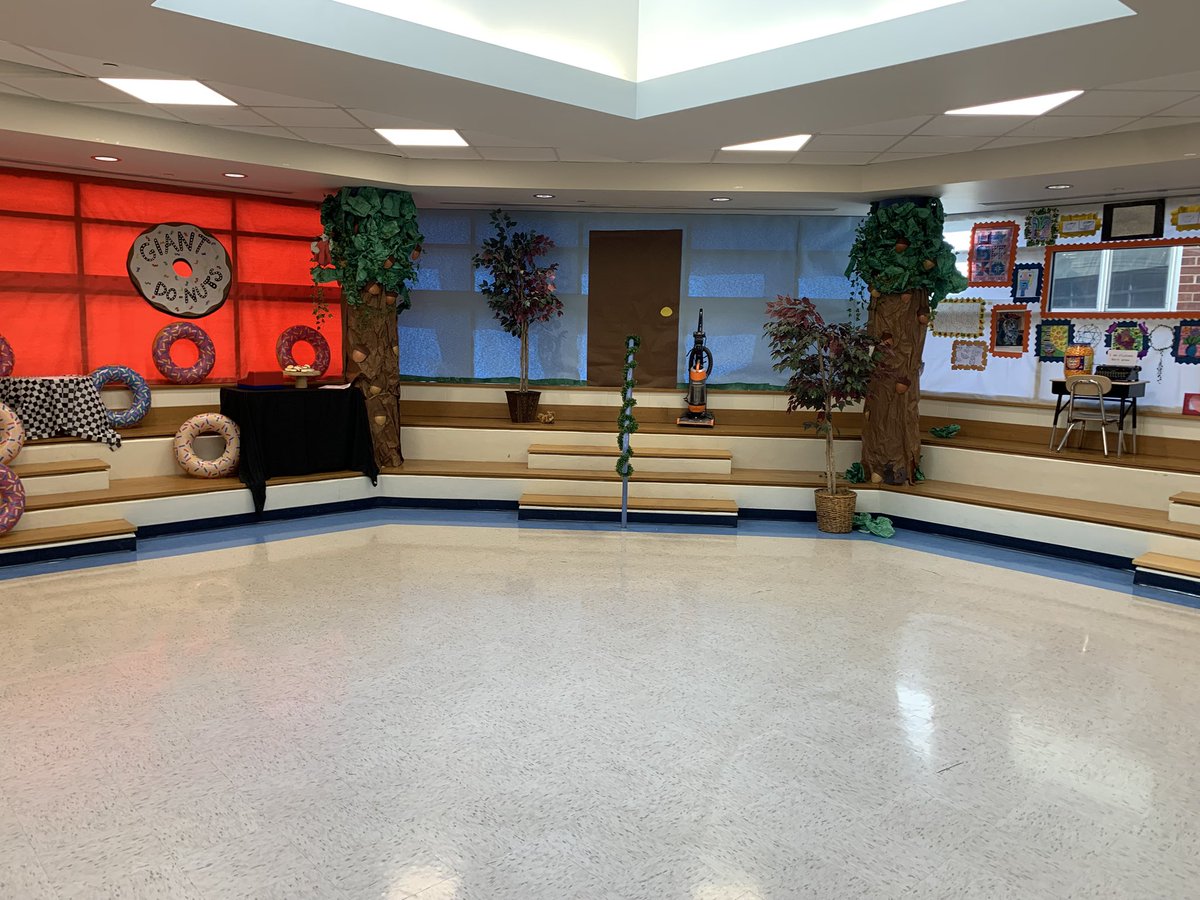 West Freehold School tweet media