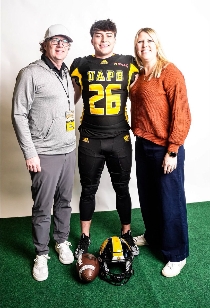 Ty Ackerman tweet media