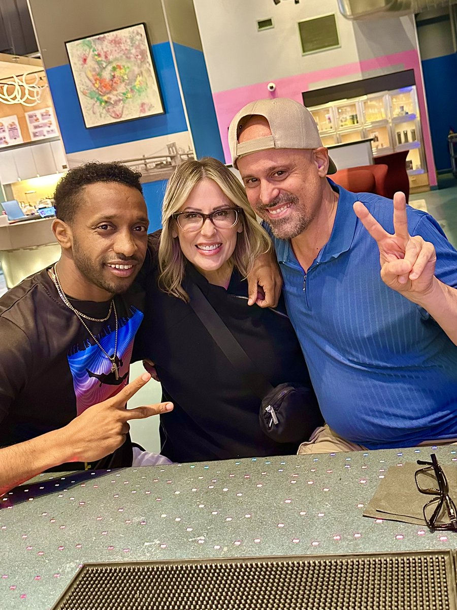 Fun night hanging out together! 🙃🥳😃🌟