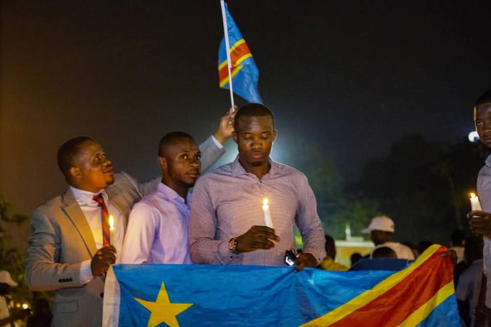 Chers membres des Forces Armées Congolaises,

Nous vous exprimons notre plus profond soutien et notre immense gratitude pour le courage et le dévouement dont vous faites preuve en défendant notre pays. Votre sacrifice ne passe pas inaperçu, et nous sommes nombreux à penser à vous