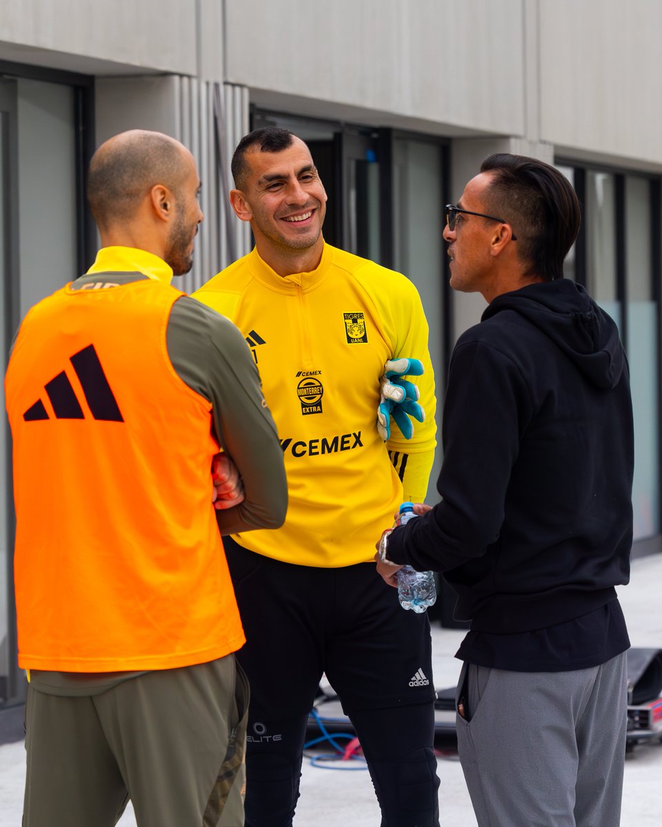 TigresOficial's tweet photo. No cargaba por exceso de calidad... Hablemos de 𝑳𝒆𝒚𝒆𝒏𝒅𝒂𝒔. https://t.co/yenEJDWaVQ