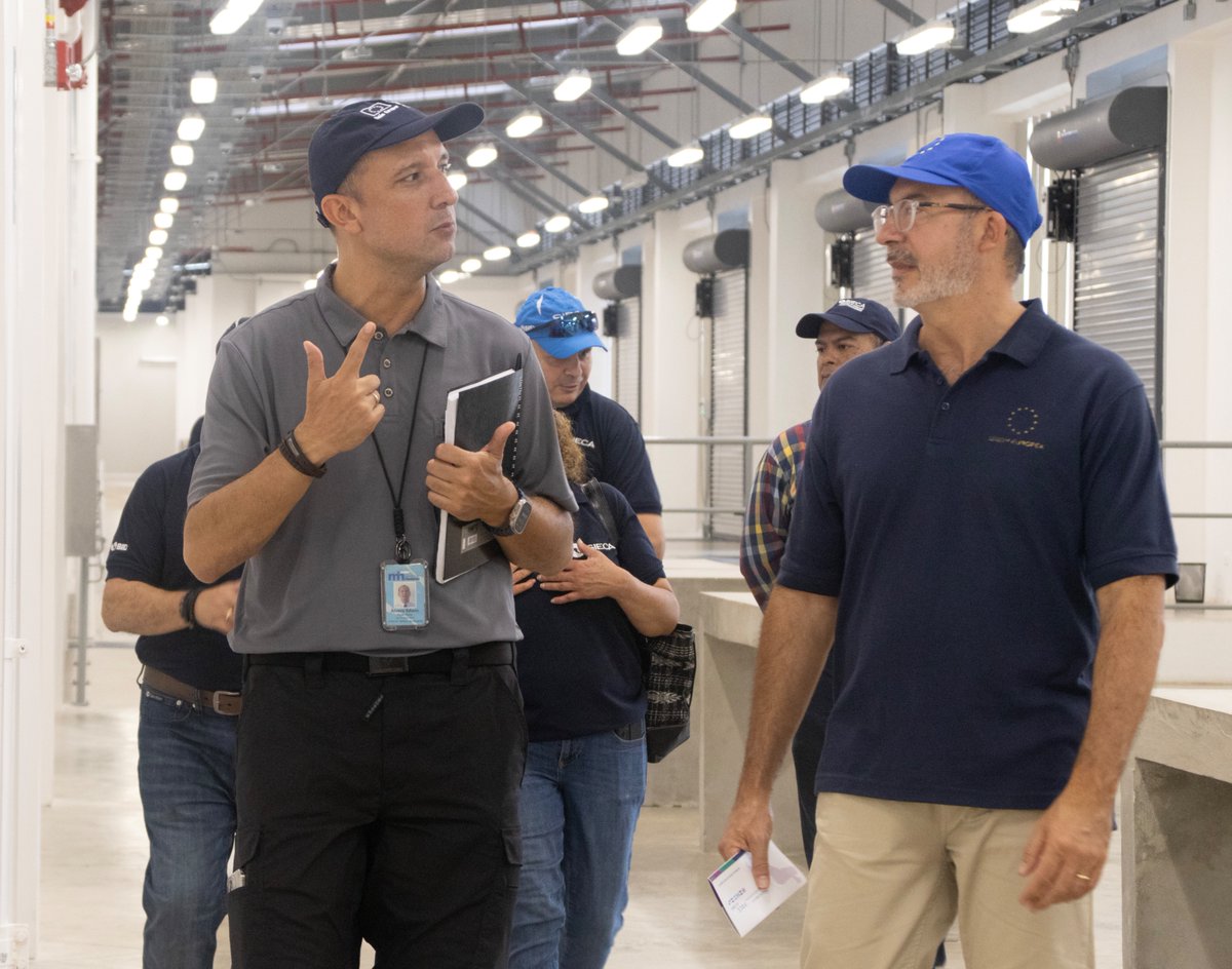 🌍 ¡Continuamos nuestra Gira Centroamericana 2025!

Hoy estamos en el Puesto Fronterizo de Paso Canoas en Costa Rica 🇨🇷, un claro ejemplo de cómo la integración regional y la cooperación internacional, liderada por la #UniónEuropea 🇪🇺, mejora la competitividad de nuestros países