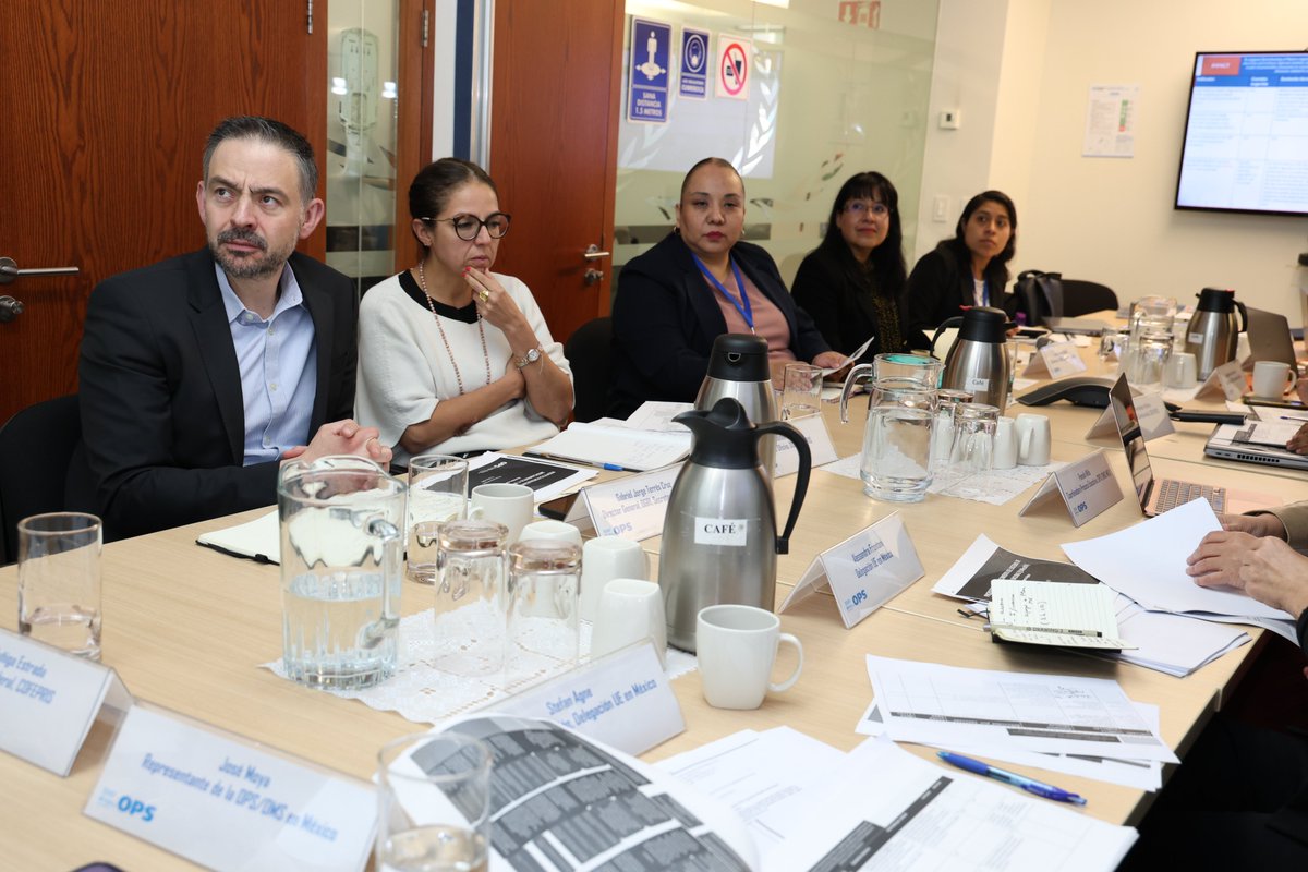 OPSOMSMexico's tweet image. Para impulsar acciones en el marco del proyecto “Fortalecimiento del Sistema de Medicamentos y Vacunas en México”, sostuvimos una reunión técnica entre @COFEPRIS, la @UEenMexico y la #DGRI de la @SSalud_mx.