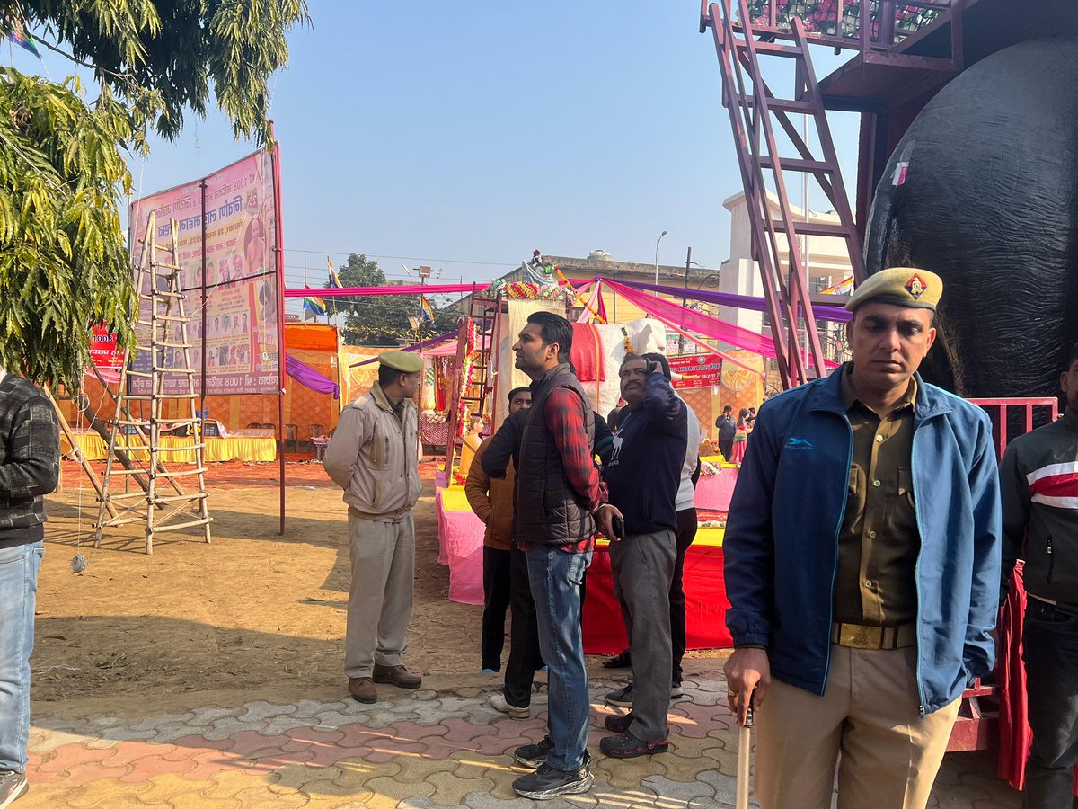 Chirag_Chaudary's tweet photo. बड़ौत की घटना अत्यंत दुखद है भगवान से प्रार्थना है की मृतकों और घायलों के परिवार को यह दुख सहन करने की शक्ति दे 🙏🏻
#बड़ौत_क्षेत्र 
@yadavakhilesh @samajwadiparty https://t.co/8Ru4EKyOxR