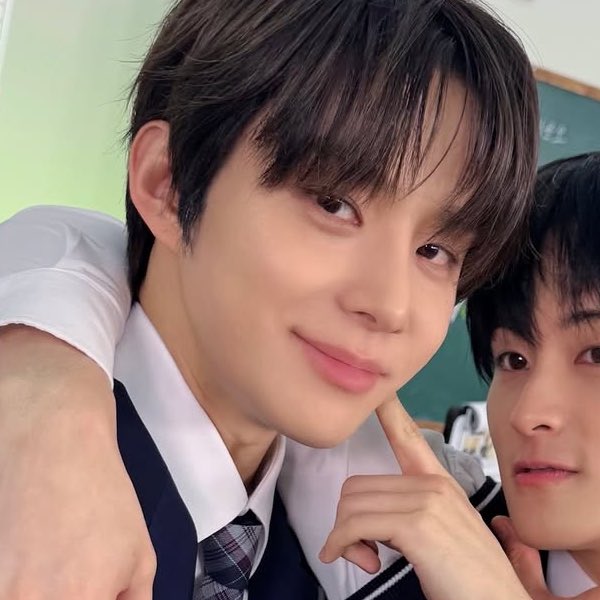 02l998's tweet photo. 아… 짱정우 정프됏듀듀 ❤️❤️ https://t.co/gFDjcGn4Xx