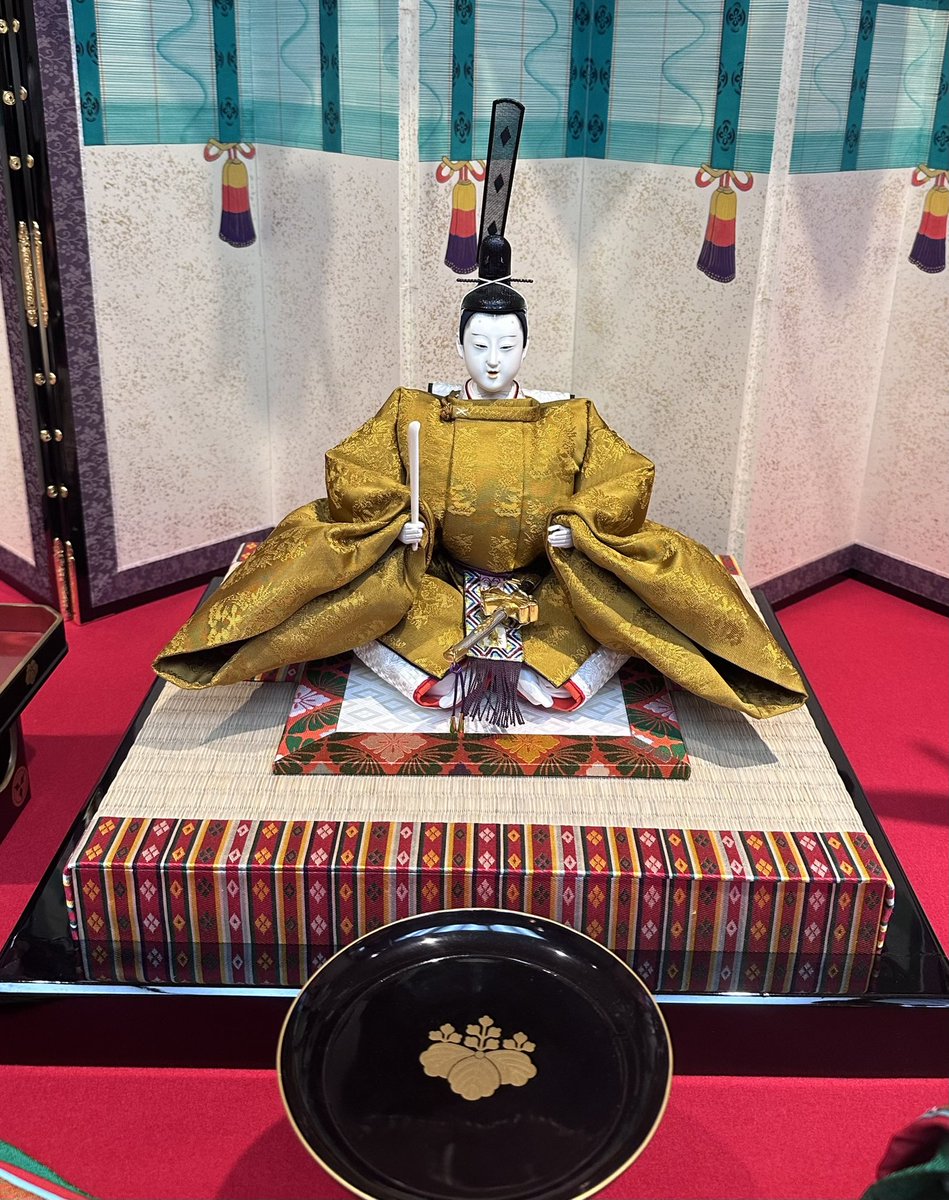 名家御用達の人形といえば丸平大木人形店さん 一昨年に最後の八十代の