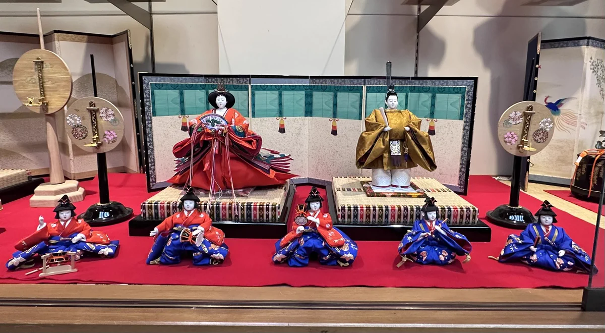 雛人形 五人囃子 大木平蔵　丸平　昭和３年 繍屋春駒 刺繍職人 山口果歩 on X: 