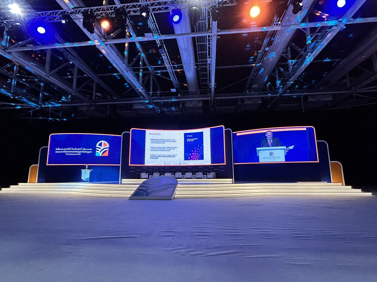IUSS_ORG's tweet photo. The IUSS Past President and Secretary at the Global Knowledge Dialogue in Muscat. It was a great start, and we are looking forward to talking about the role of science in the modern world. Stay tuned!
#iuss100 #MuscatISC #lookingforward #oman #dialogue https://t.co/MDHTVYyIBR