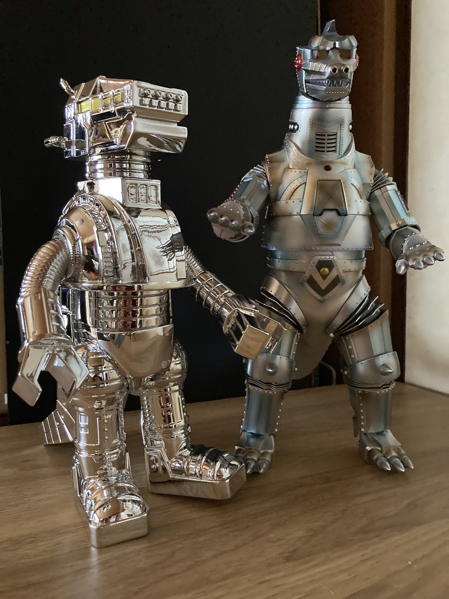 Y・MSF製 『四次元ロボ獣 メカギラス メッキバージョン』届きました