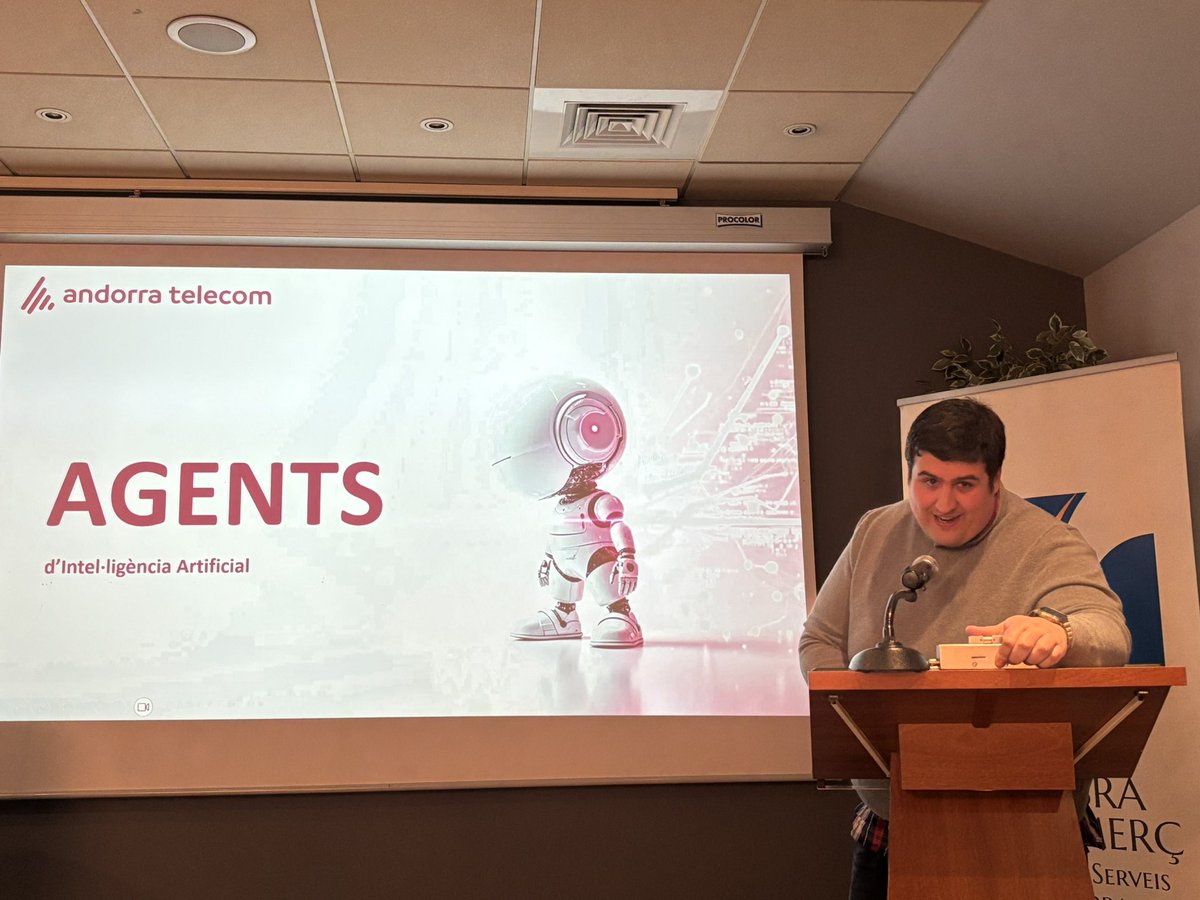 Actinn_andorra's tweet photo. 🚀 IA en acció: empreses del clúster presenten els seus serveis d’intel·ligència artificial a la jornada organitzada per la @cambraandorra 

✅ @AndorraTelecom , Aumentium, Zeno Quantum i Barthes&amp;Co

#actinn #novestecnologies #innovació #andorra🇦🇩 https://t.co/wrKfXFbycy