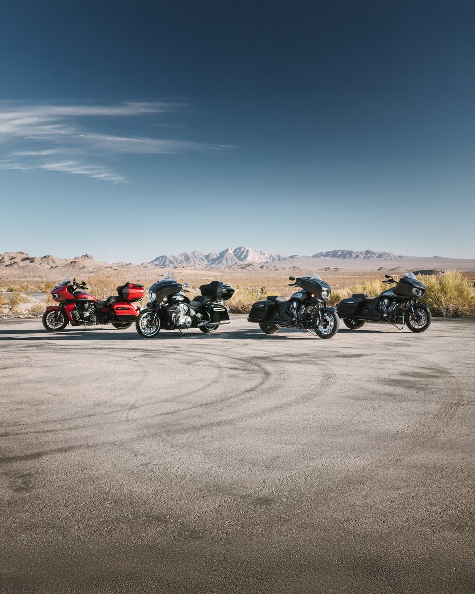 indian_japan's tweet photo. #インディアンモーターサイクル の新モデル #ChieftainPowerPlus と #RoadmasterPowerPlus は、アメリカンバイク独自のスタイルと、次世代Vツインエンジンを融合した一台。レースで実績を誇る「PowerPlus112」を搭載し、さらにアメリカンVツイン史上、最も先進的なライダーアシストを備えています。 https://t.co/sdUwS1AUKi