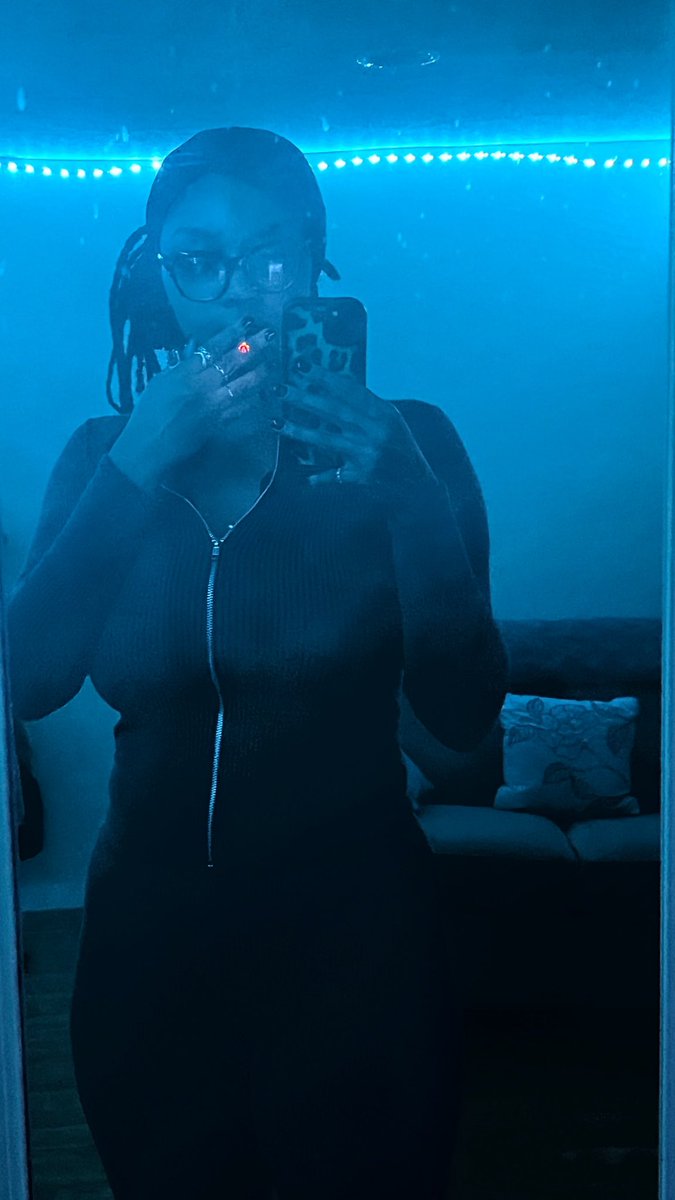 sheeshleei's tweet photo. 🧟‍♀️🧟‍♀️ https://t.co/KjmRGyLuqr