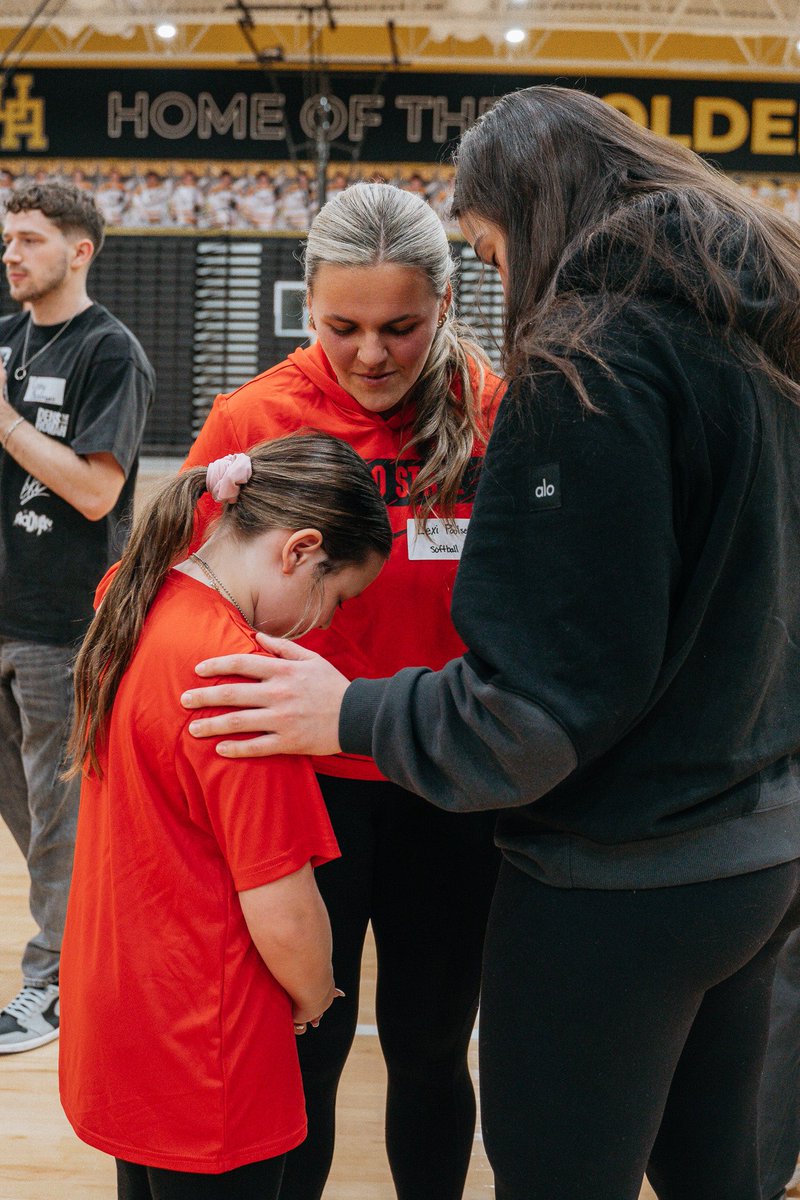 The Walk tweet media