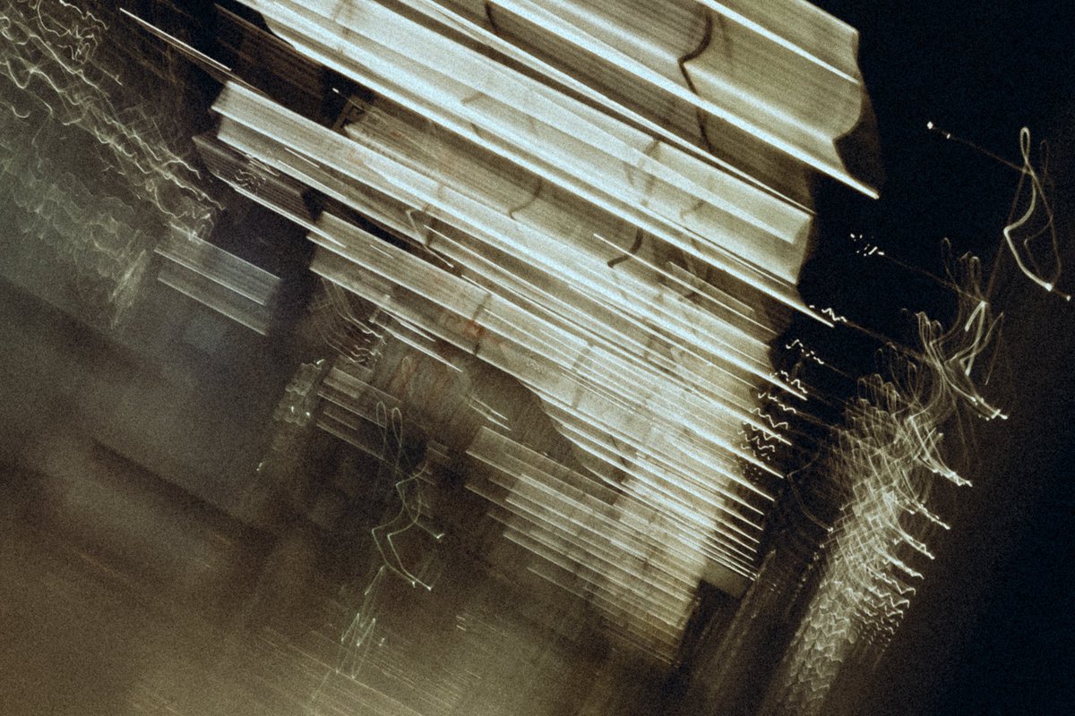 Cibmil_'s tweet photo. 📸FujifilmXT1 / 35mm
#klmrt #random #wanderer #travelphotography #cinematography #abstract #photography #fujifilmxt1 #24Tseen https://t.co/hvyZeWckQq