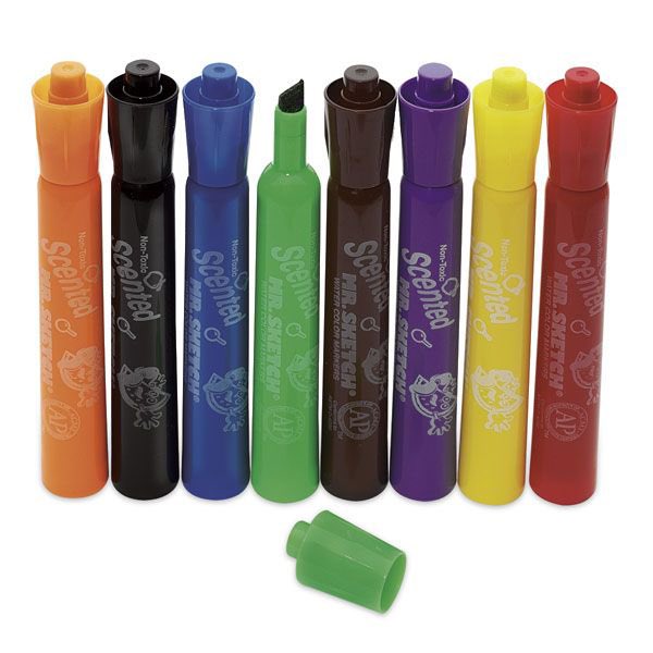 rebblers's tweet photo. randomly remembered these markers exist omg i can vividly remember what they all smell like https://t.co/Cdg6B7BZg4