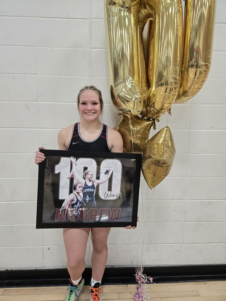 Ankeny_HS's tweet photo. Our Hawk Haylee McGrew gets her 100th career win as a wrestler with @AnkenyGirls. #NextLevelHawk #HawkPride https://t.co/99GCmBI51M