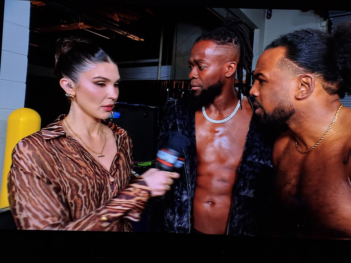 Being blessed twice on one episode of #WWERaw <a href="/Netflix/">Netflix</a> with the presence of <a href="/catherinekelley/">Cathy Kelley</a> is a good thing. 😀