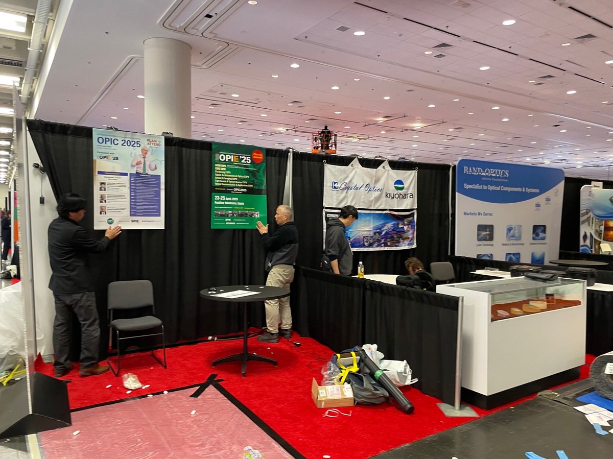 optronics's tweet image. 開幕が明日に迫ったPHOTONICS WEST 。ジャパンパビリオンの設営も急ピッチで進んでいます。

#PHOTONICSWEST
#OPTRONICS
#オプトロニクス