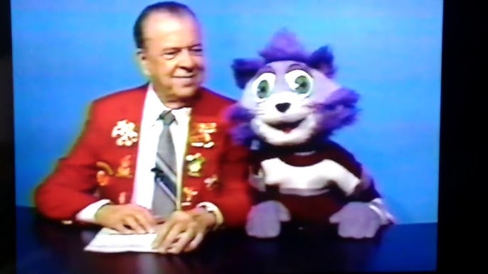 el_ferchoman's tweet photo. @quisuri1 ¿25 años? #ORAYA, si eras becario del tío Gamboín a finales del los 80s junto a Pancholín, Salchichita y Chupamirto creo que se llamaba el otro. https://t.co/eTaGDpeV3c