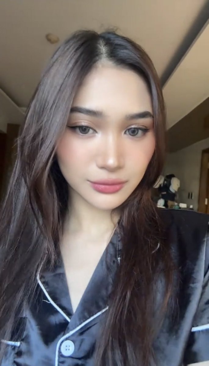 _beigeeeeeeee's tweet photo. HELLO!?!?!? ANG GANDA!!!!! 😩 https://t.co/8hb9h5WEsS