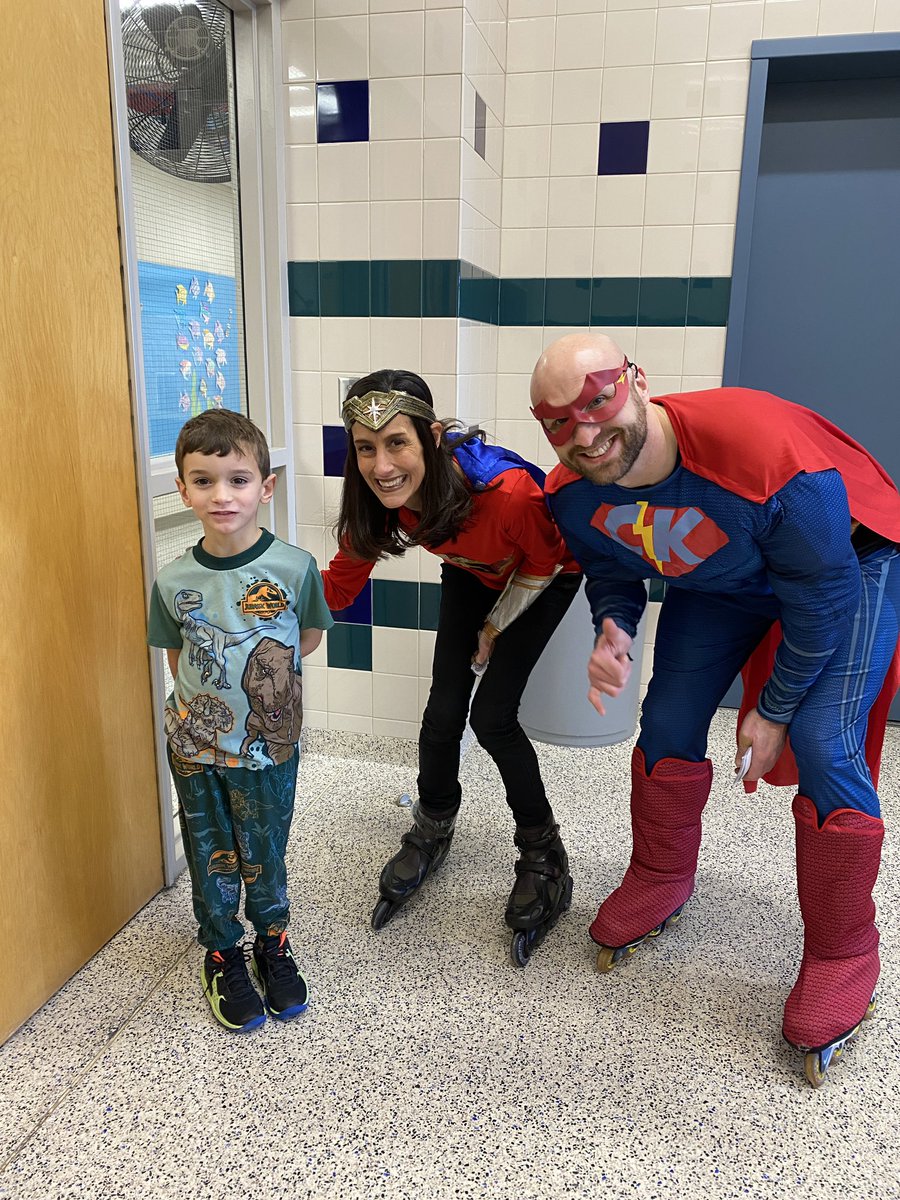 Hausemanupe's tweet photo. Dreaming of Kindness today in PJ’s with Captain Kindness and Gratitude Girl #GreatKindnessChallenge https://t.co/CFLzeJRXTs