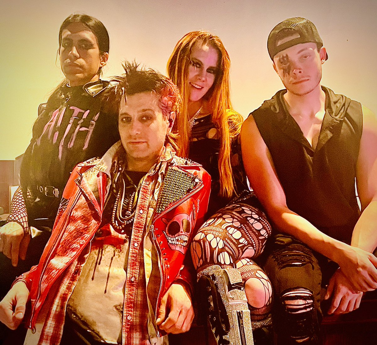 EVO #MakesMyBloodDance tweet media