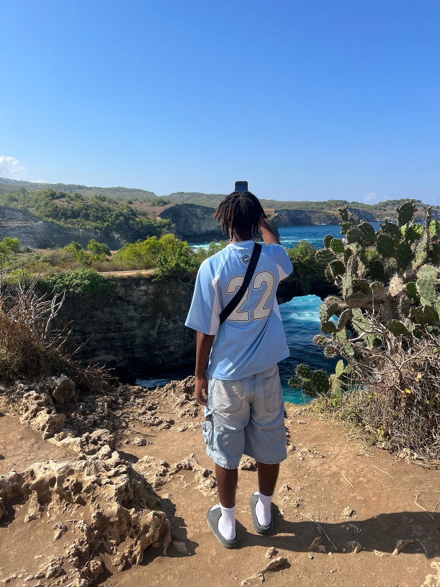 Ka1_cm's tweet photo. Take me back to the island. https://t.co/X5sl0bfkzR