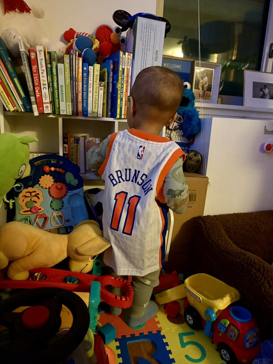 _JustKeithMusic's tweet photo. My son ready for @nyknicks Game Night! 
No better jersey to be his first one,than @jalenbrunson1 🫡
#knicksgamenight #myfirstjersey https://t.co/3Q1BsEJ8Wg