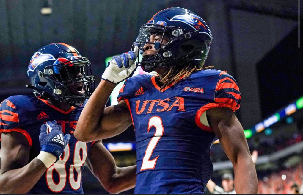 RoderickTezeno's tweet photo. #agtg after a great conversation with @J_Warrick i am blessed to receive an offer from @UTSAFTBL #BirdsUp 🧡
@4thQtMentality @4thQuarterM7v7
@SWiltfong_ @adamgorney @TomLoy247 @ChadSimmons_ @CoachReedLive @JimmySchofield1 @GabyUrrutia247
@DemetricDWarren https://t.co/EPzboOKgOV