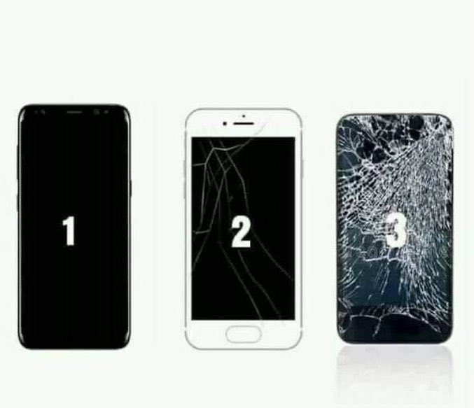 cikatrizando's tweet photo. ustedes cómo tienen su celular?? https://t.co/l6R4QQCFhq