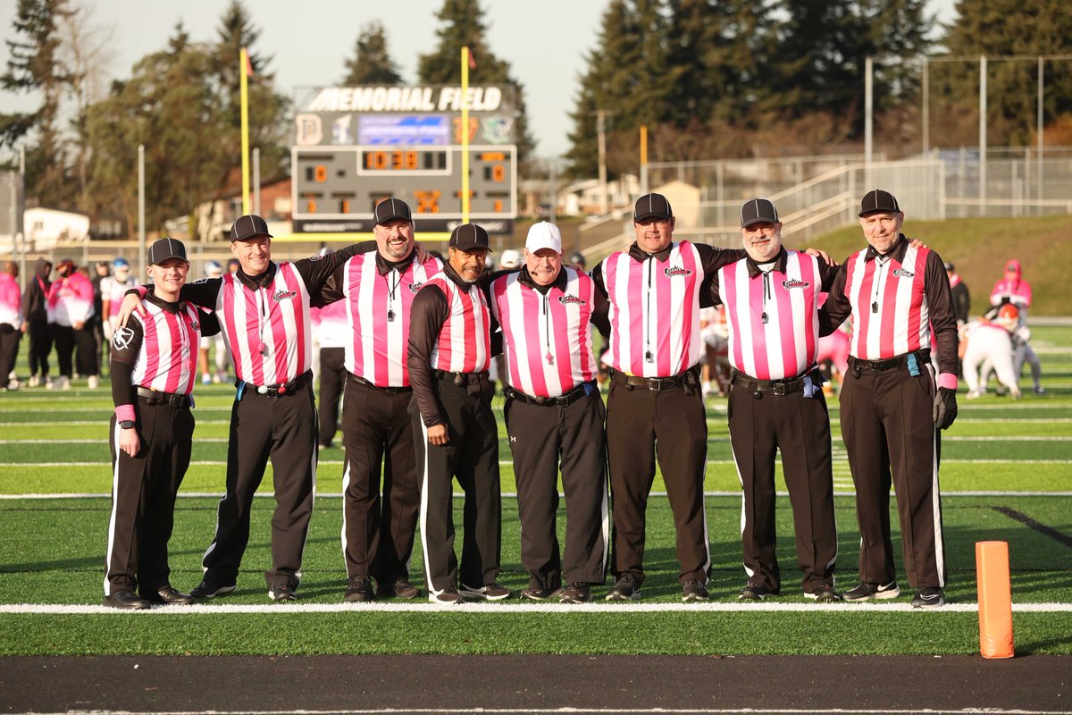 CleatsV's tweet photo. Thank you, Referees, for volunteering your time at Cleats vs Cancer!  You are amazing &amp; we appreciate you! Our sincerest thanks! 
Jeff the Ref, thank you for always getting the squad together every year since our first game in 2018. 
Pictures by https://t.co/50DPGBi3j5 https://t.co/gj0E6TgZW7