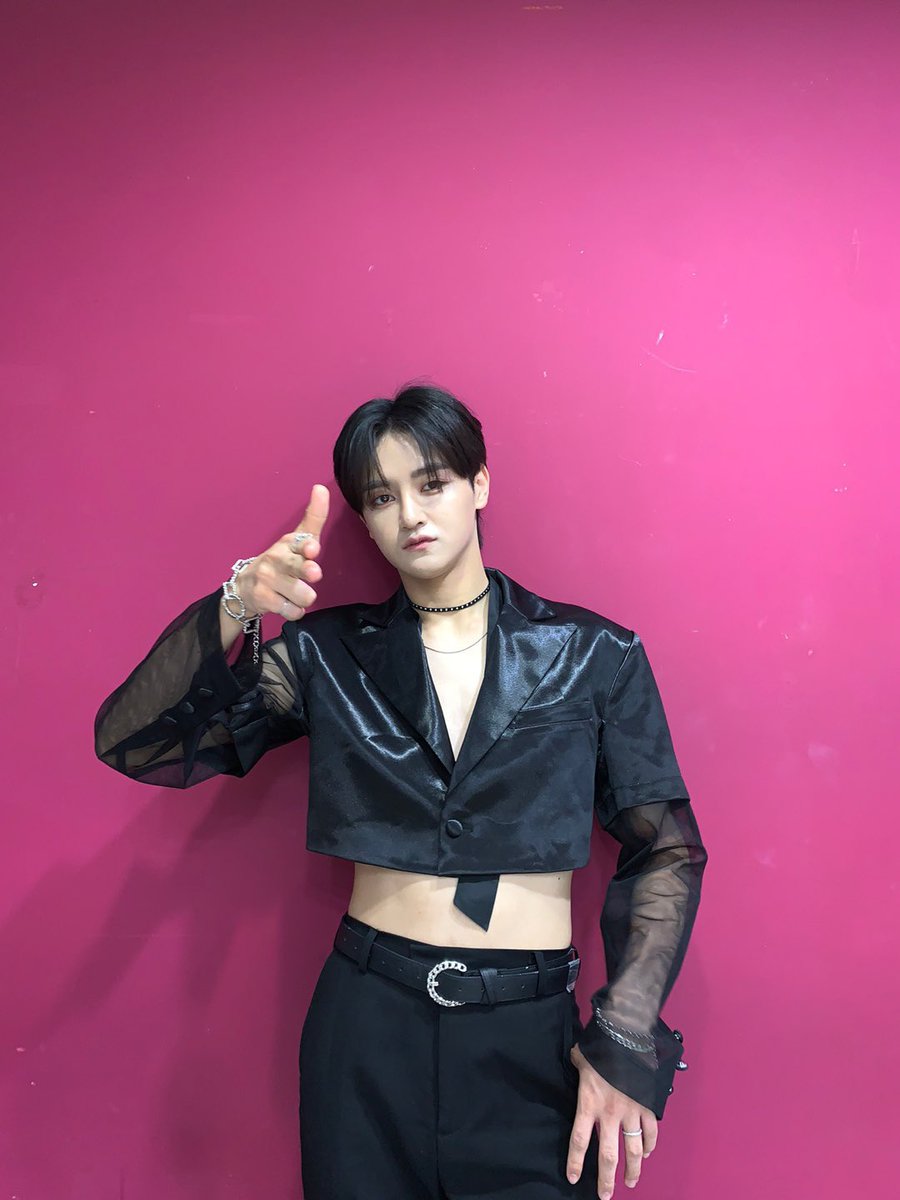 BandiGyu's tweet photo. これからもBandiと花道だけを歩いていこうね！💎👑🍀
いつも幸せをありがとう！💎💎💎
#FANTASYBOYS #판타지보이즈 
#HIKARU #ヒカル #浦部光
#私たちはひかると共にいます https://t.co/2oZ1PPIOxm